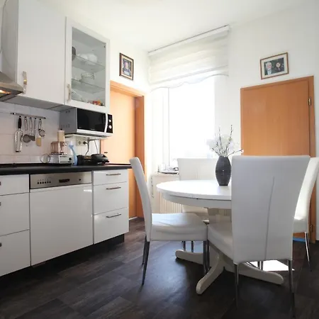 شقة Comfort Close To The Metro Station *