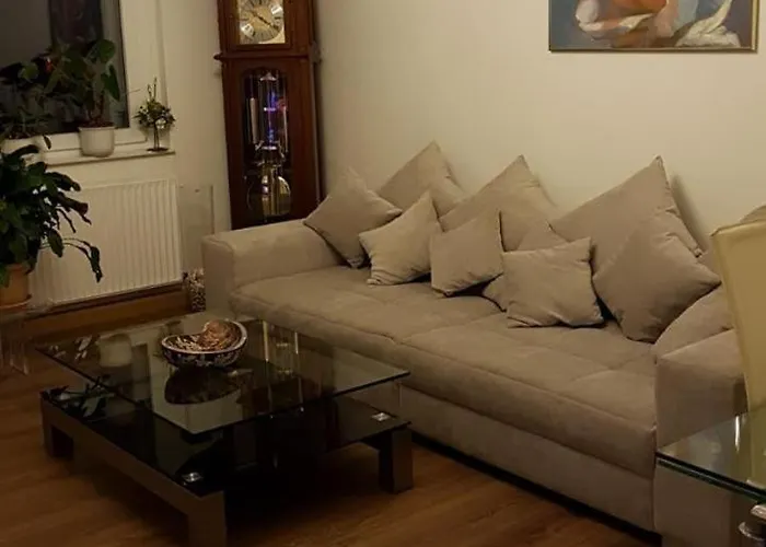 شقة Comfort Close To The Metro Station